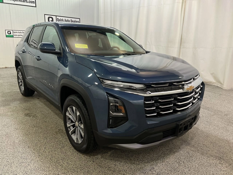 2025 Chevrolet Equinox - view 1