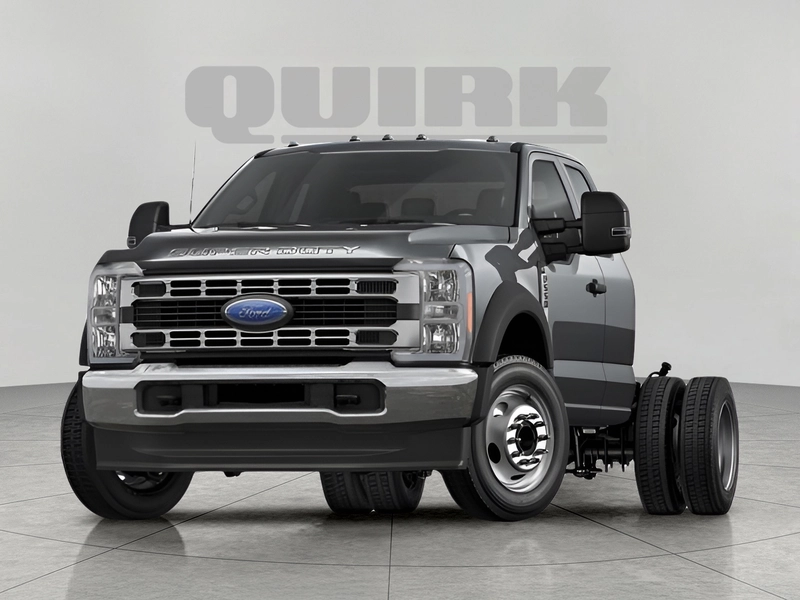 2026 Ford Super Duty F-550 DRW - view 1